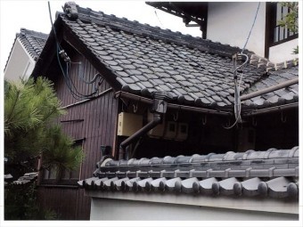 矢掛町 雨漏り修理 棟が崩れかけています