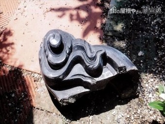 岡山市北区 割れた鬼瓦