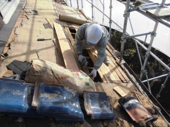 備前市 屋根瓦葺き替え 野地板補修