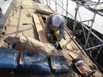 備前市 屋根瓦葺き替え 野地板補修