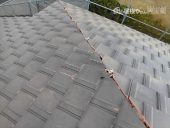 岡山市南区 平板防災瓦施工、強力棟の金具です。