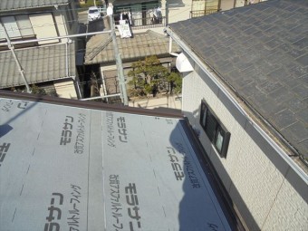 岡山市北区 スーパーガルテクトの1階の裏面の工事です。