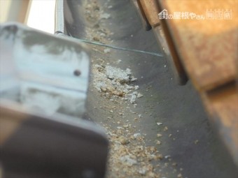 岡山市南区 漆喰補修工事 急こう配 漆喰欠落