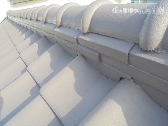 岡山市北区 雨漏り修理 棟瓦もずれています