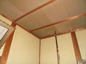 玉野市 雨漏り調査 天井にシミ