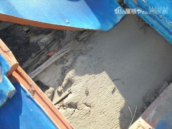 岡山市南区 屋根補修工事 防水シートの劣化