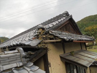 岡山市東区 隅木やり替え点検