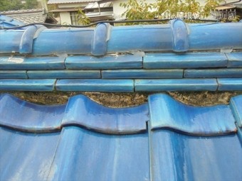 備前市 雨漏り修理 屋根に上がり点検