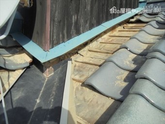 玉野市 雨漏り修理 谷取り換え
