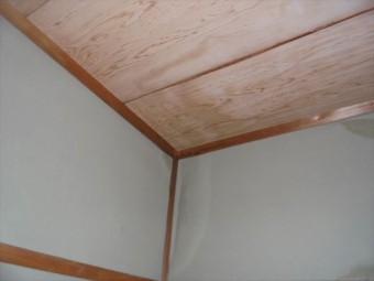 岡山巣北区 雨漏り修理 屋根瓦点検