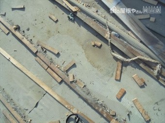 倉敷市 屋根リフォーム 防水紙の状態