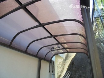 岡山市中区 カーポートの屋根材張り替え