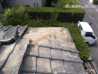 赤磐市 雨漏り修理 棟瓦積み直し 棟解体