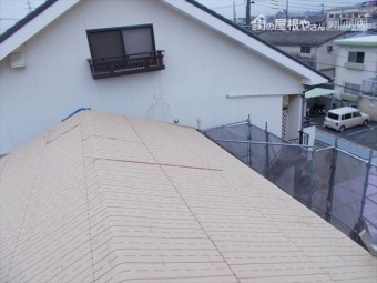 岡山市北区 屋根工事 破れない下葺き材の防水紙(ルーフィング)