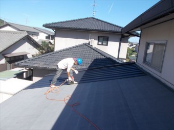 玉野市 屋根工事 カバー工法