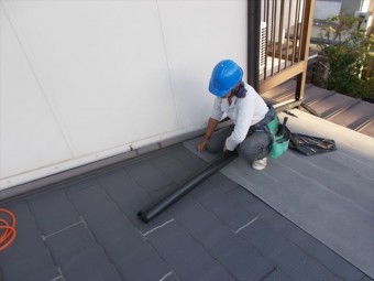 玉野市 屋根工事 カバー工法 粘着性屋根下葺き材エコタック