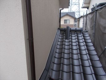 岡山市北区 屋根瓦葺き替え 雨押え板金工事