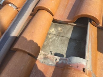 岡山巣北区 雨漏り修理 屋根瓦点検
