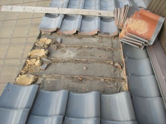 岡山市南区 瓦屋根補修工事 1階漆喰入れ替え工事