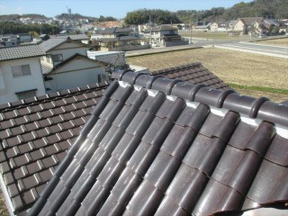 倉敷市 屋根修理棟の漆喰入れ直し