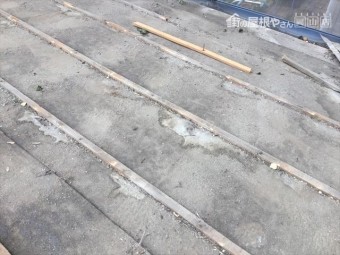 岡山市南区 屋根工事 屋根葺き替え工事 防水紙雨漏り跡