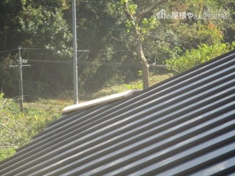 岡山県美咲町 屋根工事 ガルバリウム鋼板の屋根
