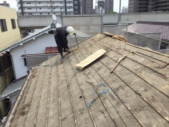岡山市北区 屋根工事 屋根リフォーム 防水紙の状態