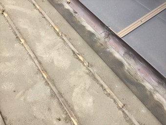 岡山市北区 屋根工事 屋根リフォーム 防水紙の状態