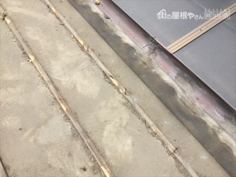 岡山市北区 屋根工事 屋根リフォーム 防水紙の状態