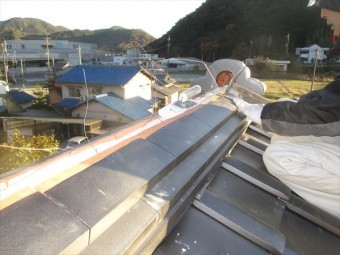 備前市 屋根瓦葺き替え 棟工事