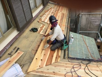 岡山市南区 屋根工事 屋根リフォーム 化粧野地板取り替え