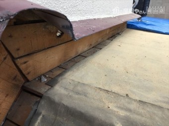 岡山市南区 屋根工事 屋根リフォーム 防水紙施工不良