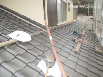 備前市 南蛮漆喰シルガードで熨斗を施工します。