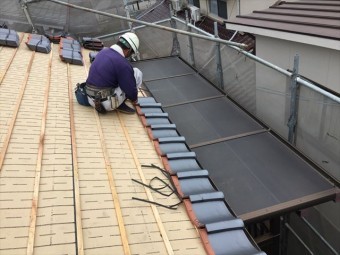 岡山市北区 屋根工事 屋根リフォーム 唐草瓦配り軒瓦取付け