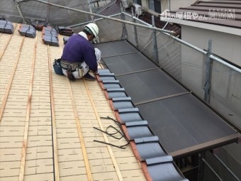 岡山市北区 屋根工事 屋根リフォーム 唐草瓦配り軒瓦取付け