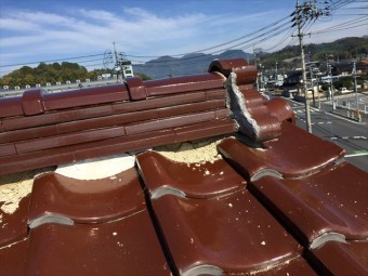 岡山県津山市 屋根修理 棟崩れ