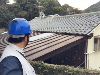 玉野市で屋根修繕 三日月漆喰入れ替え工事確認