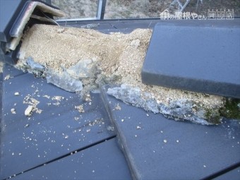 瀬戸内市 崩れそうな隅棟積み直し 地震に強い強力棟 解体