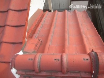 岡山市北区 瓦屋根葺き替え工事 セメント瓦点検