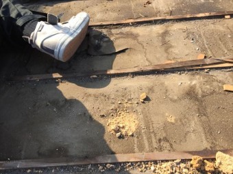 岡山市北区 瓦屋根葺き替え工事 雨漏り跡