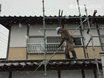 津山市 棟積み直し 養生足場