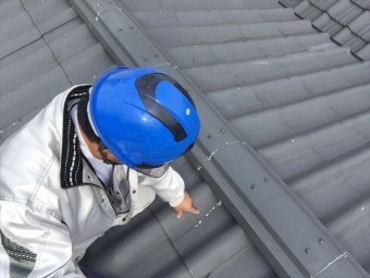 岡山市中区 屋根塗装工事 水洗いです