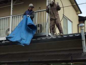 岡山市中区 屋根塗装工事 水洗いです