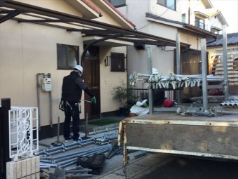 岡山市北区 屋根瓦葺き替え工事 養生足場