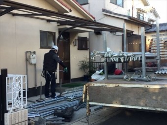 岡山市北区 屋根瓦葺き替え工事 養生足場