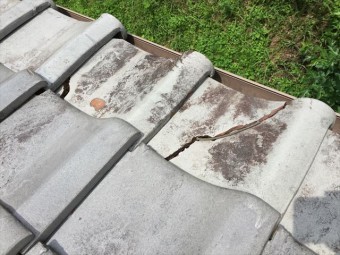 赤磐市で雨漏り修理 割れ瓦