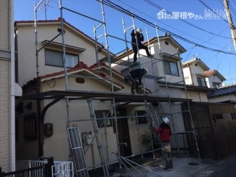 岡山市北区 屋根瓦葺き替え工事 養生足場