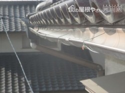 岡山市南区で2階の雨どいの点検