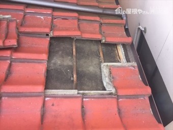 岡山市北区 瓦屋根葺き替え工事 セメント瓦点検