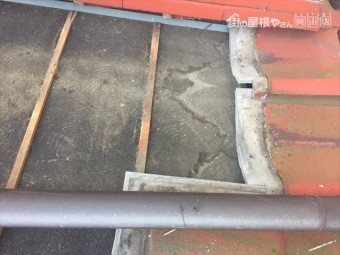 岡山市北区 瓦屋根葺き替え工事 セメント瓦点検